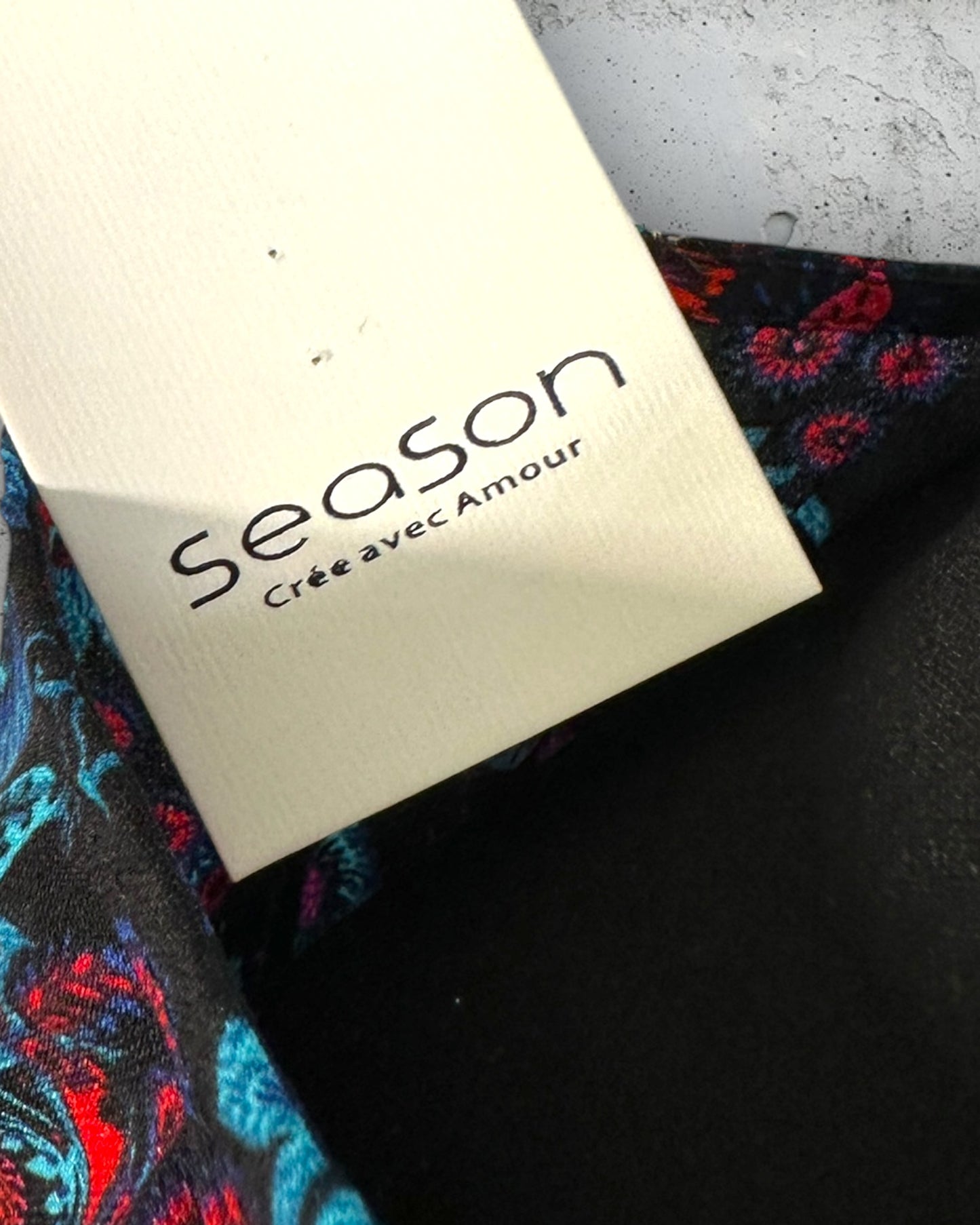 Robe Season ( M / 38 / 10 )