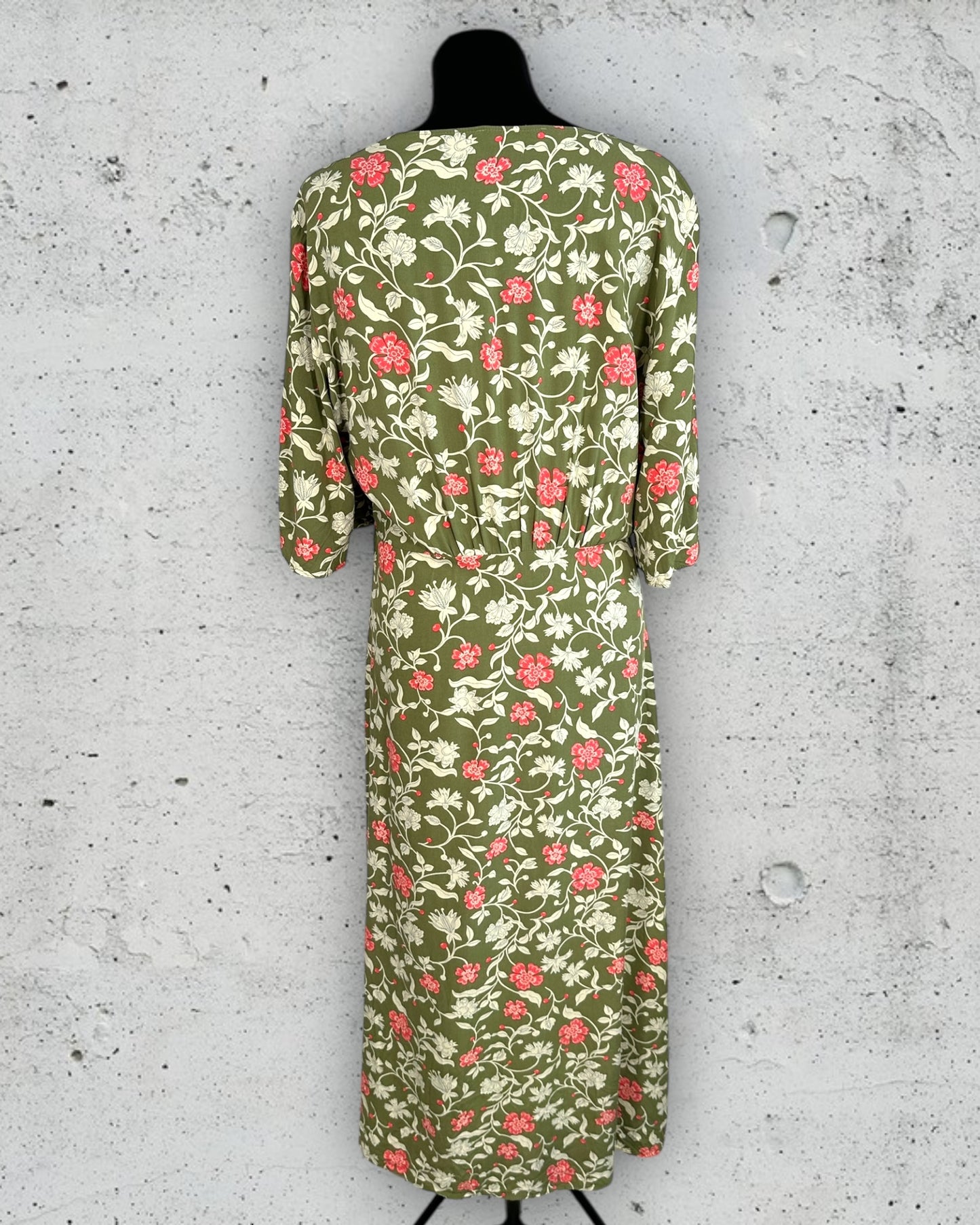 Robe Mango ( L / 40 / 12 )