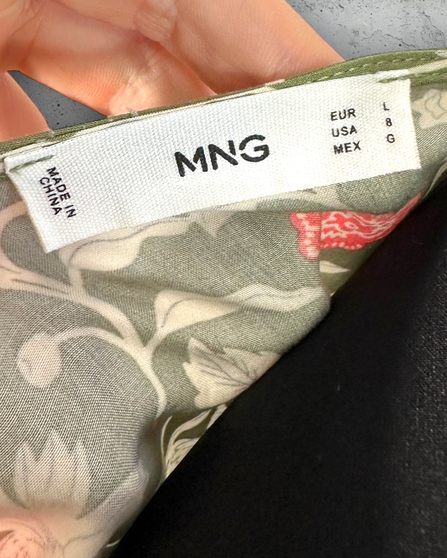 Robe Mango ( L / 40 / 12 )