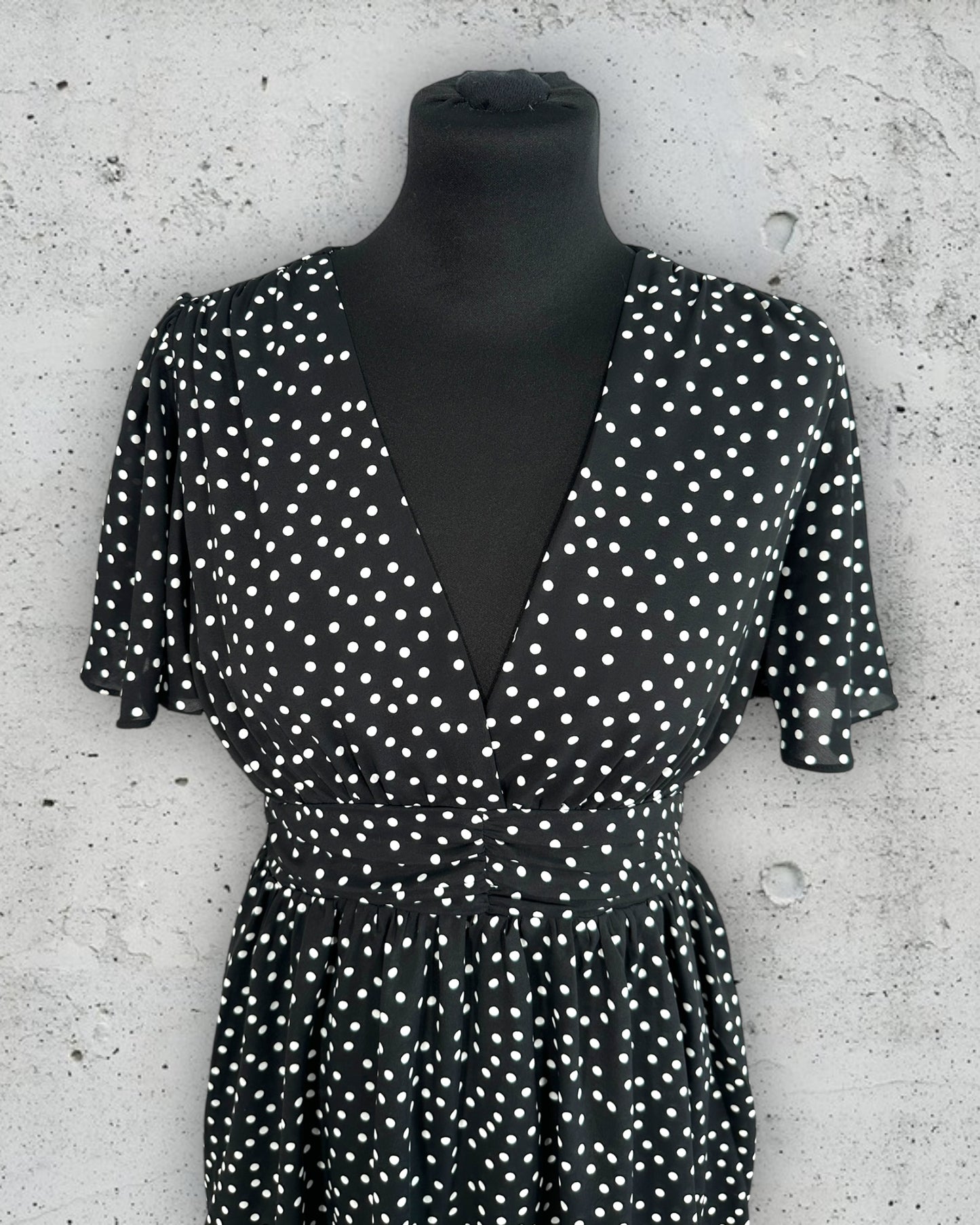 Robe In April 1986 ( S / 36 / 8 - M / 38 / 10 )