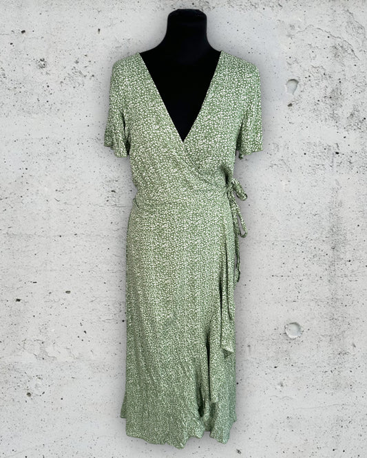 Robe Portefeuille Boutique Parisienne ( Taille Unique )