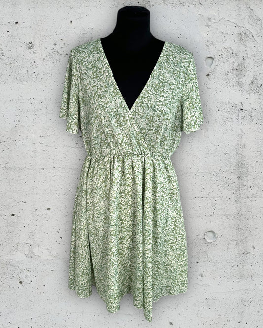 Robe Boutique Parisienne ( Taille Unique )