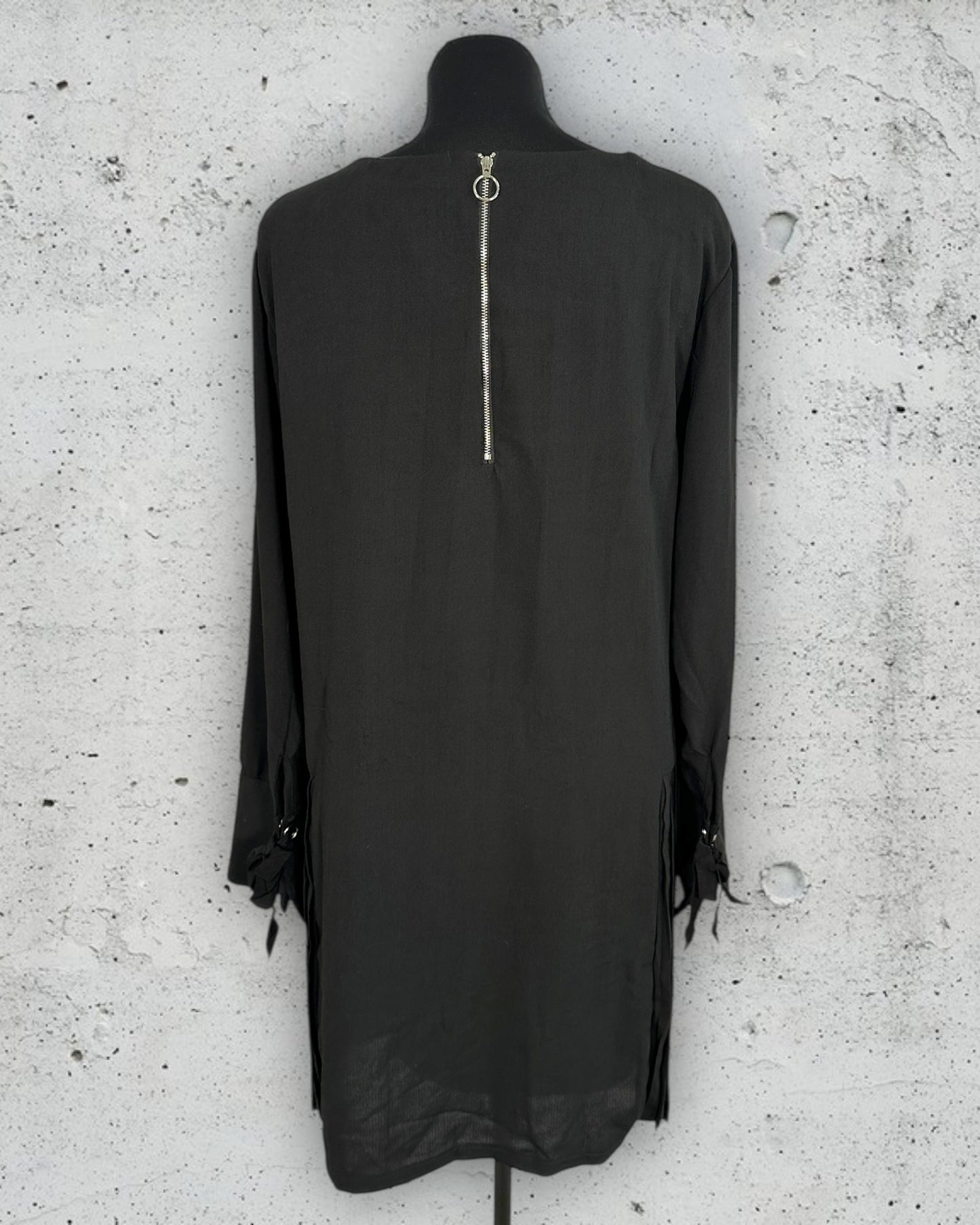 Robe Artlove ( L / 40 / 12 - XL / 42 / 14 )