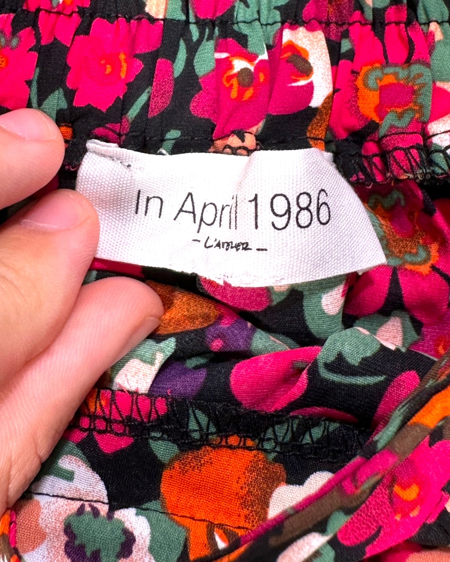Jupe In April 1986 ( M )