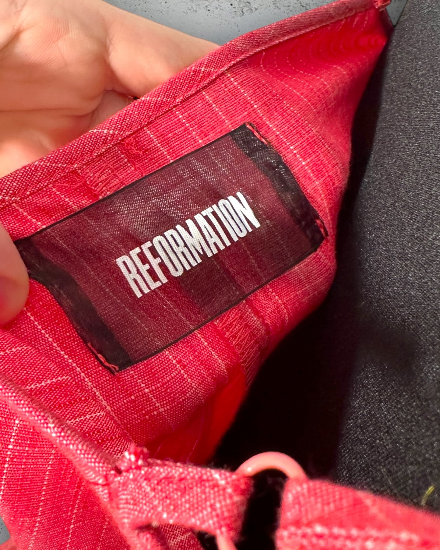 Robe Portefeuille Reformation ( L / 40 / 12 )