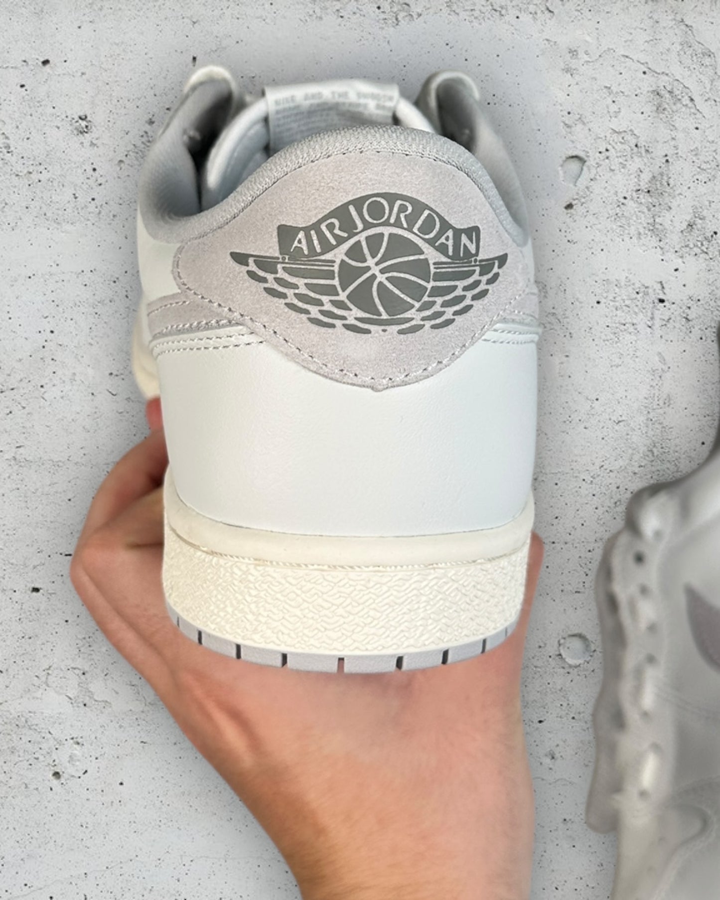 Air Jordan 1 Low ‘85 Neutral Grey ( US 11 / EU 45 )