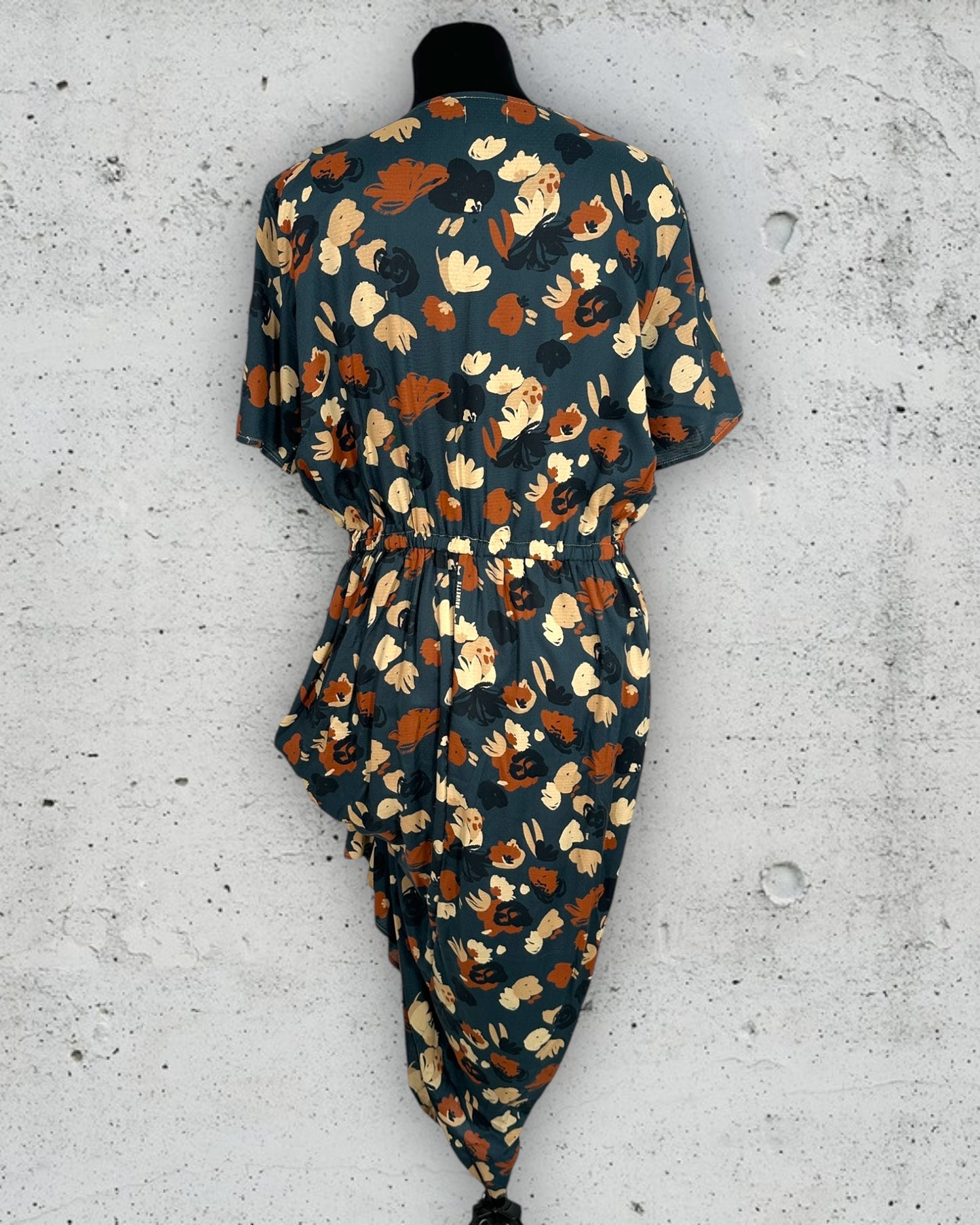 Robe V & The Independent Clothes (Taille Unique)