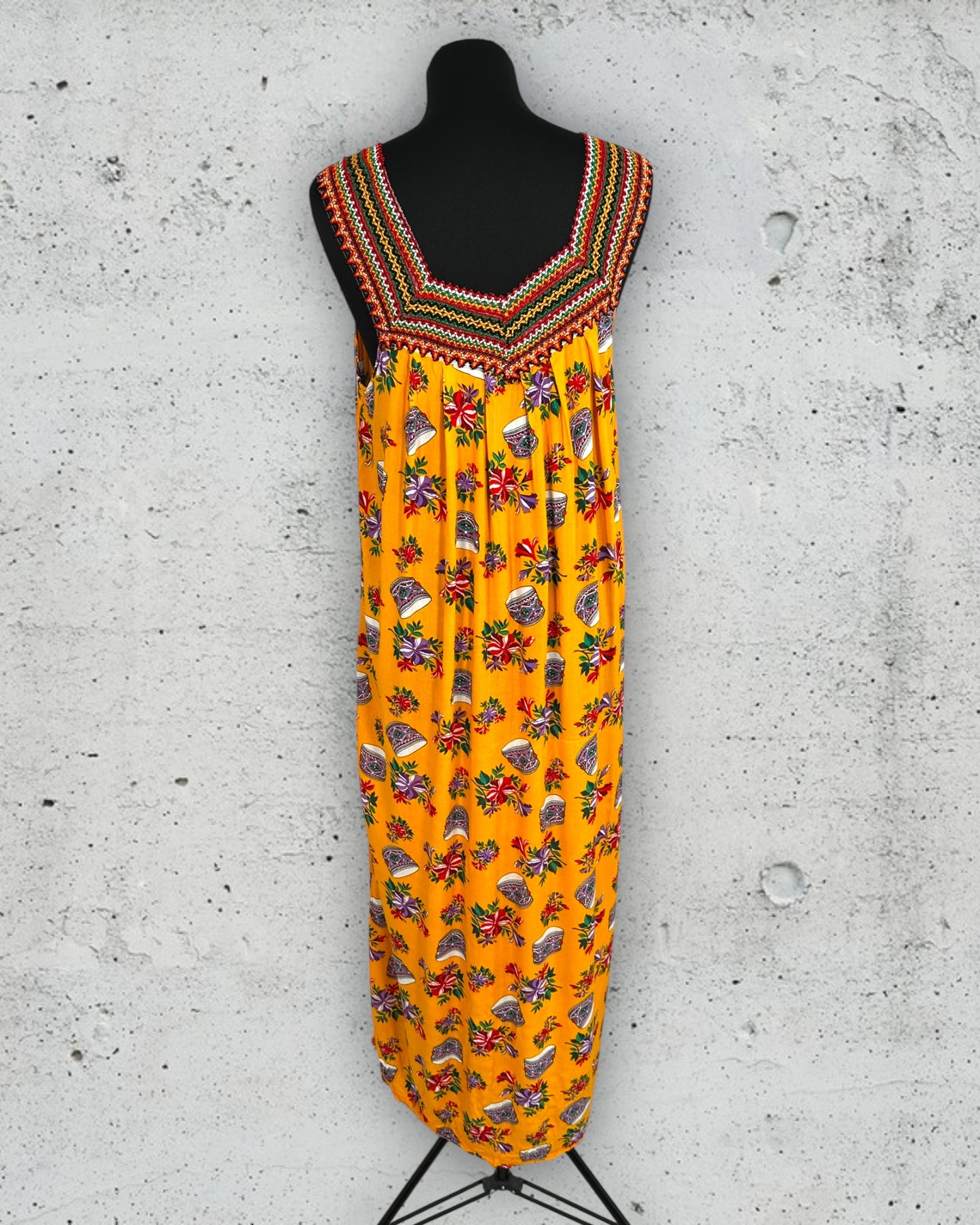 Robe Boutique Parisienne ( taille unique )