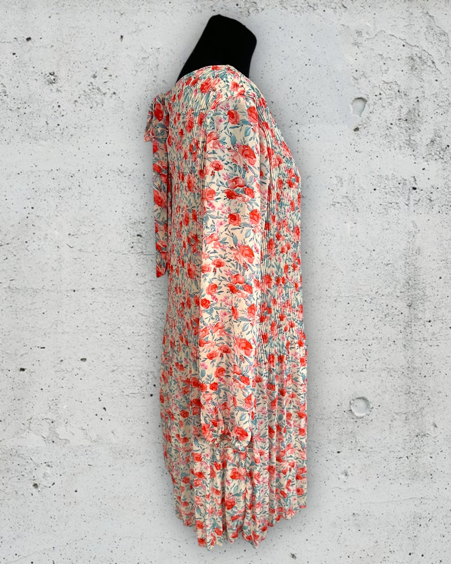 Robe Emma Ella ( L / 40 / 12 )