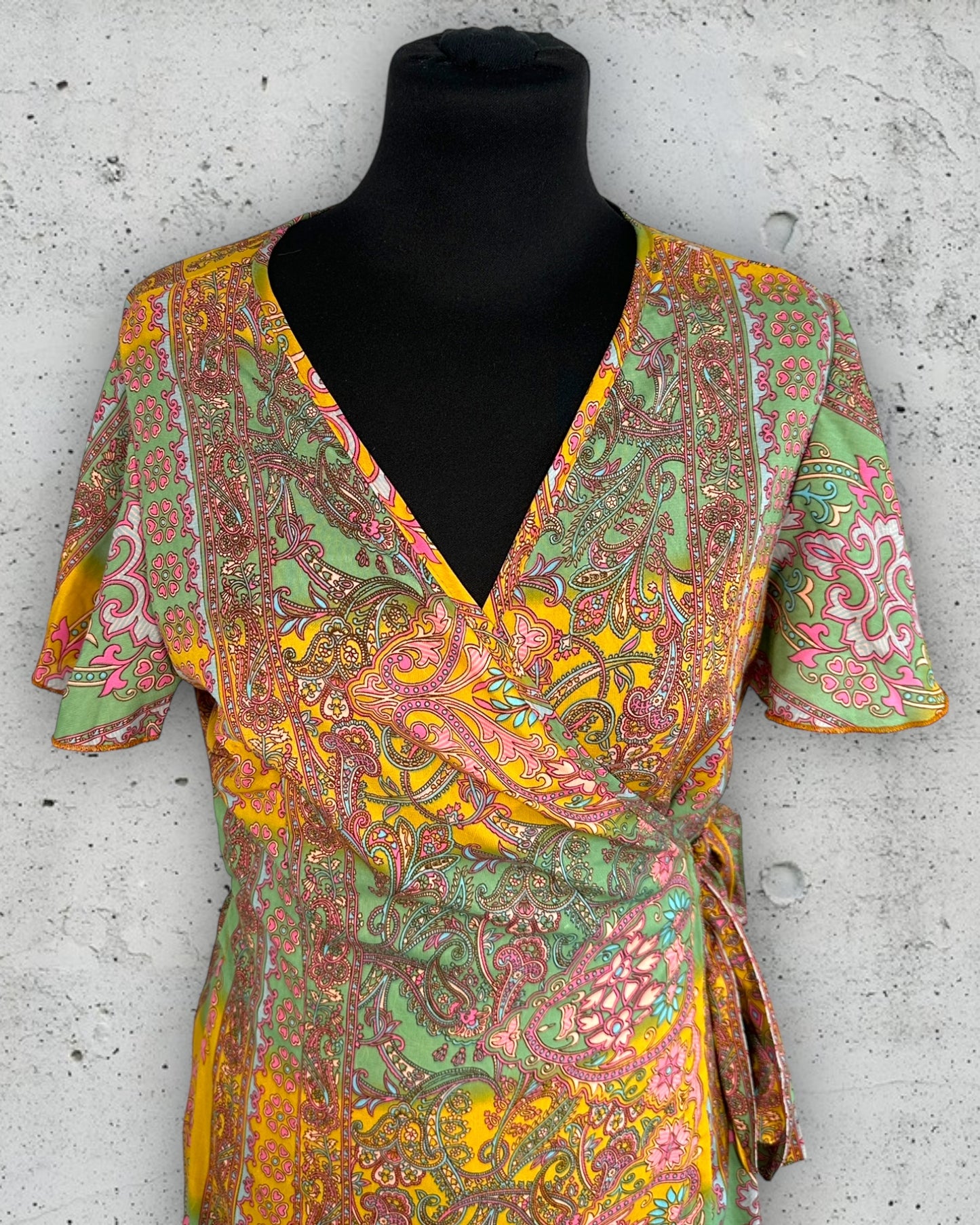 Robe Portefeuille Boutique Parisienne ( XL / 42 / 14 )